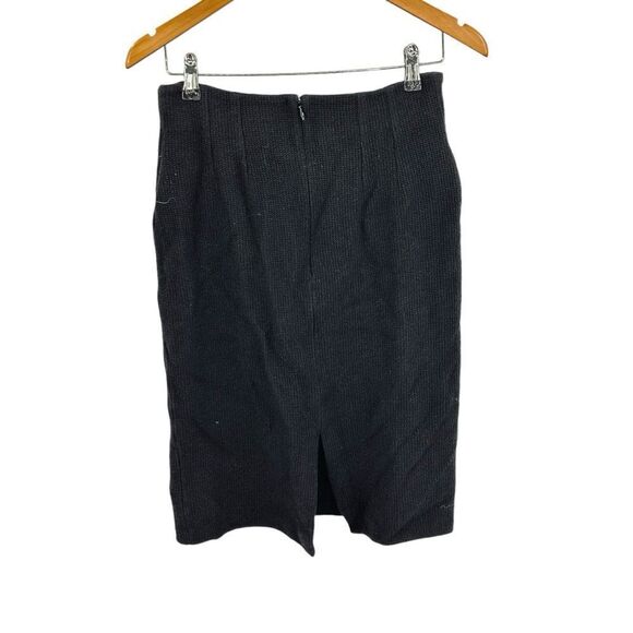St. John black knit skirt with fabric detail size 8 - Picture 2 of 7